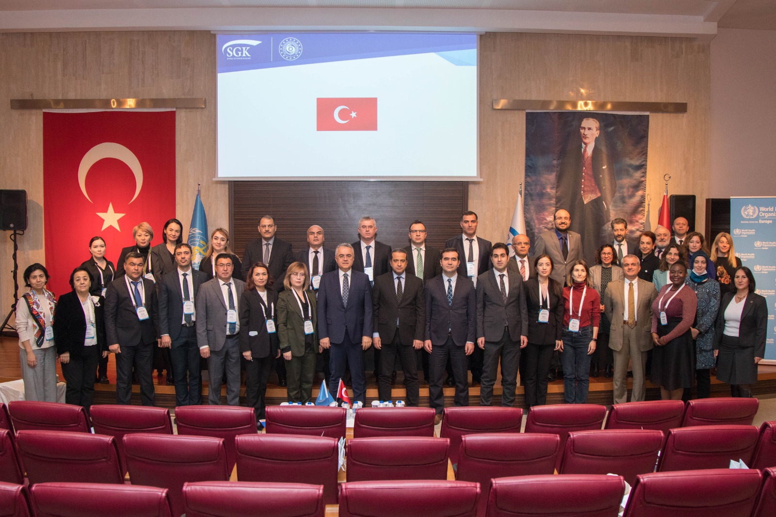 Dünya Sağlık Örgütü Heyeti SGK'yı ziyaret etti