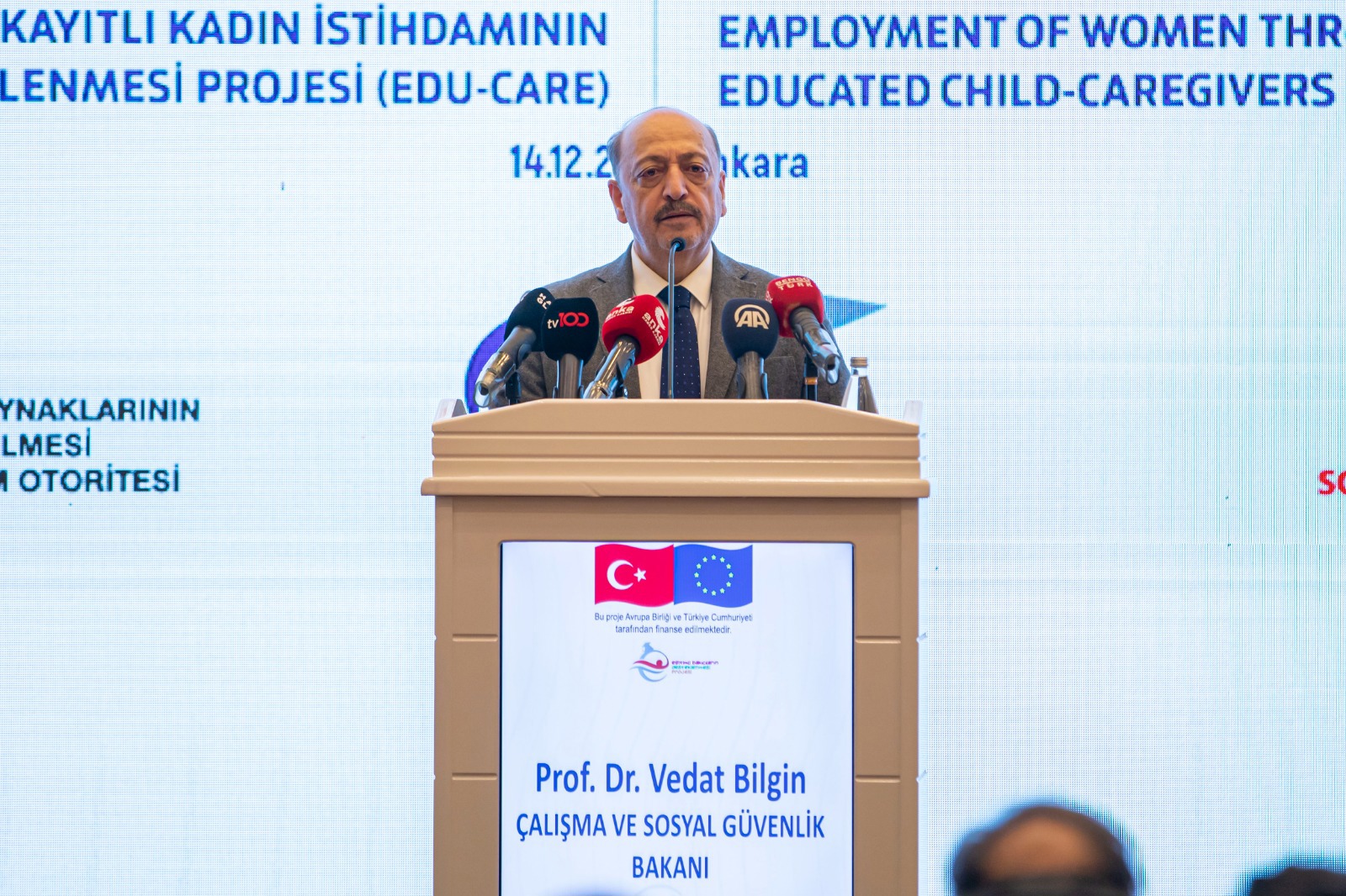 Bakan Bilgin, ‘Eğitimli Çocuk Bakıcılarının Teşviki Yoluyla Kayıtlı Kadın İstihdamının Desteklenmesi Projesi’nin kapanış konferansına katıldı